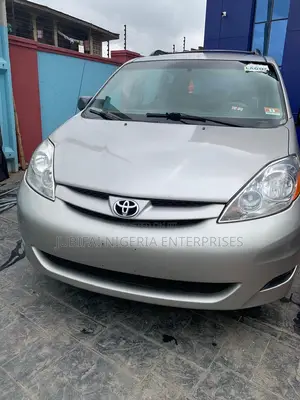 Toyota Sienna CE AWD 2007 Gray