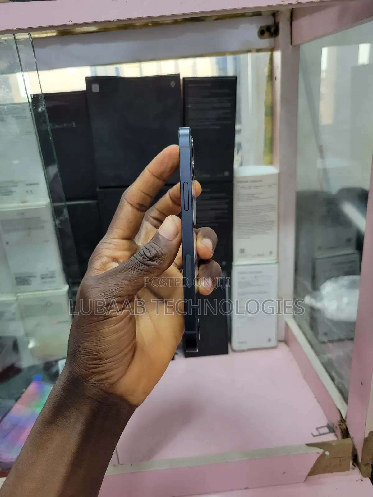 Apple iPhone 12 64 GB Black