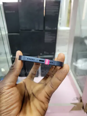 Apple iPhone 12 64 GB Black