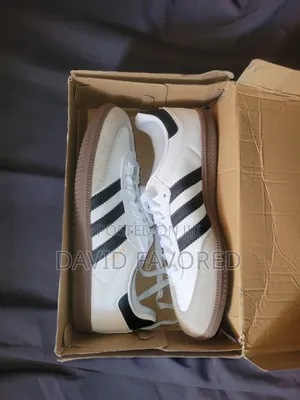 Original Adidas Samba OG Sneakers in White With Black Stripes