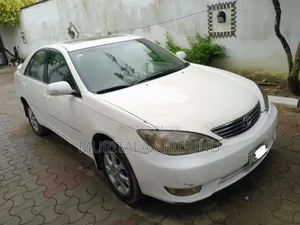 Toyota Camry 2005 White
