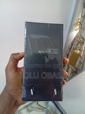 New Samsung Galaxy S22 Ultra 5G 128 GB Black