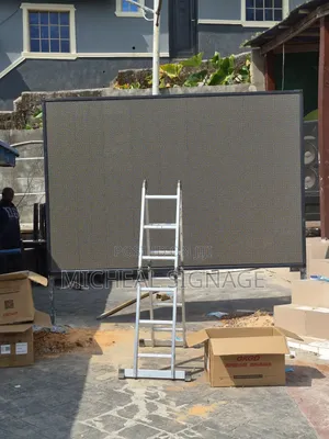 Outdoor Bar Screen