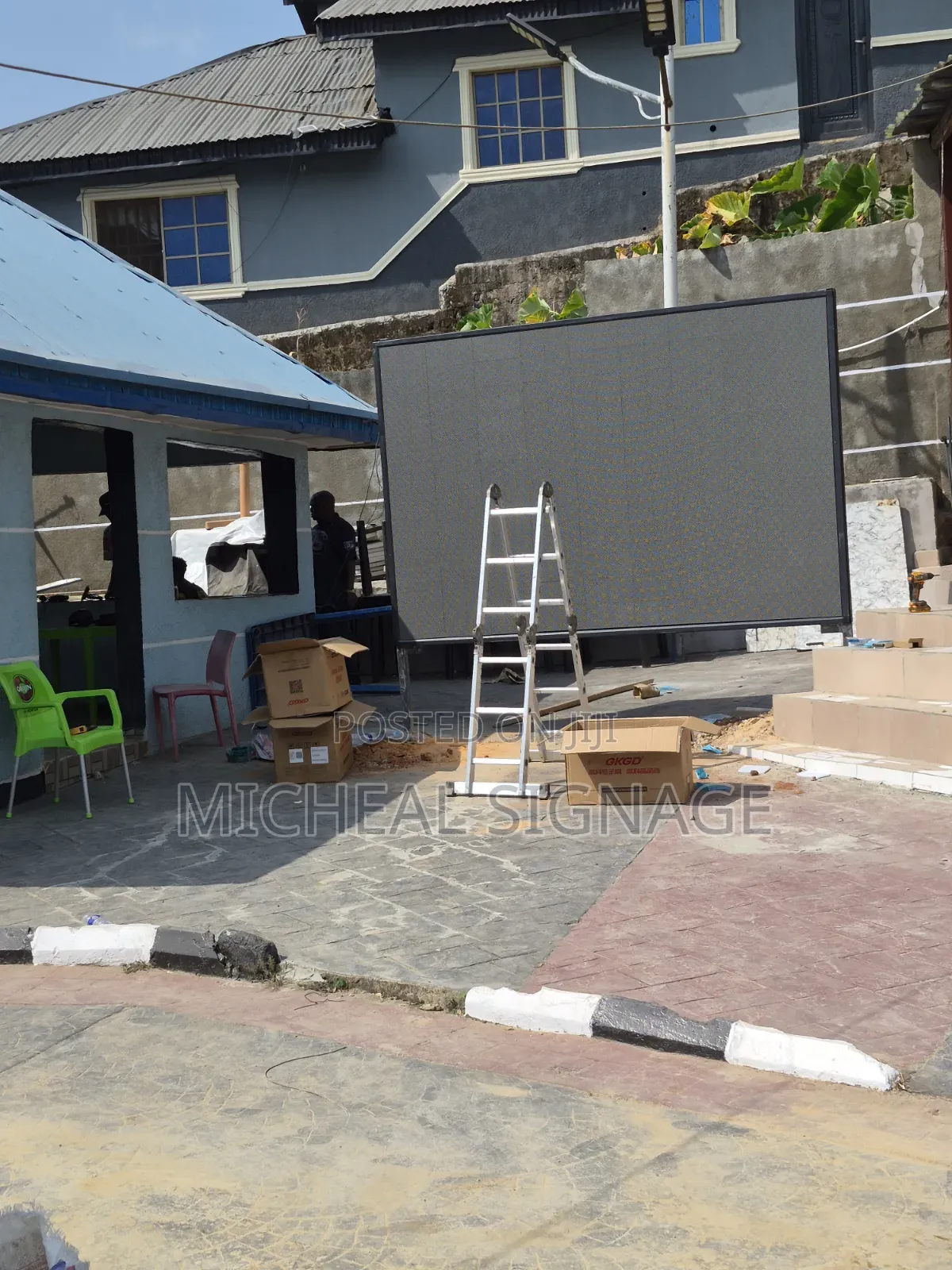 Outdoor Bar Screen