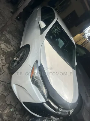 Toyota Camry 2015 White