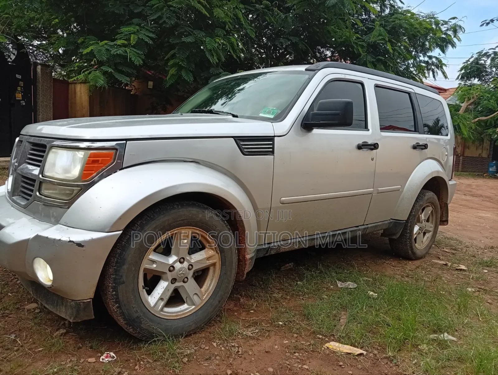 Dodge Nitro 2012 Silver