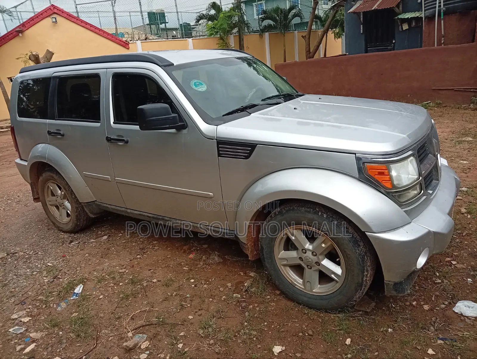 Dodge Nitro 2012 Silver