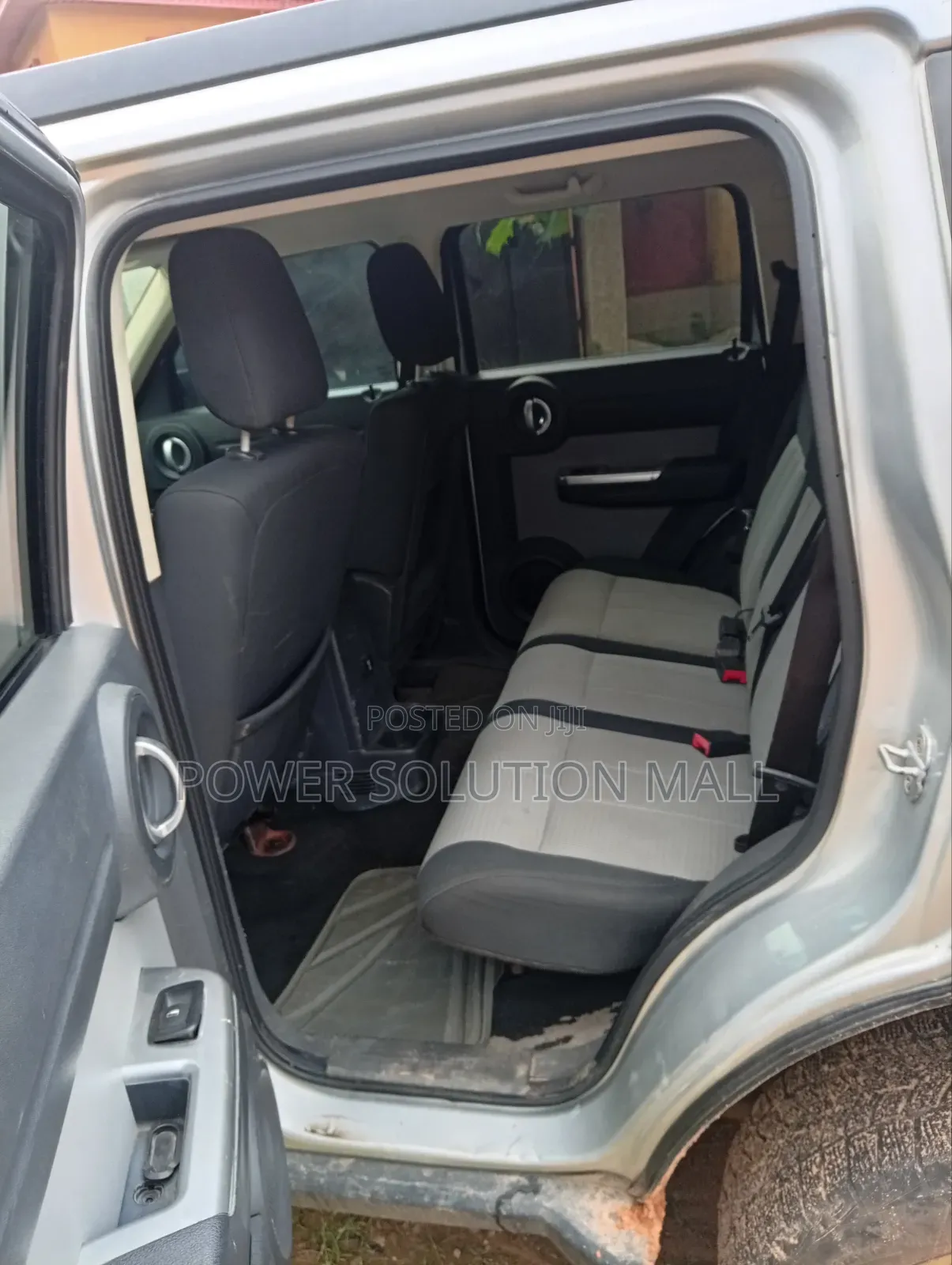 Dodge Nitro 2012 Silver