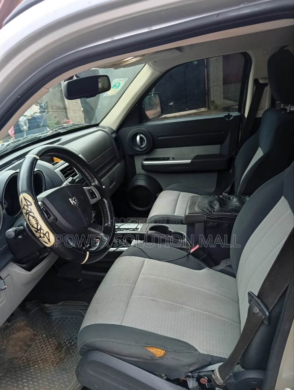 Dodge Nitro 2012 Silver