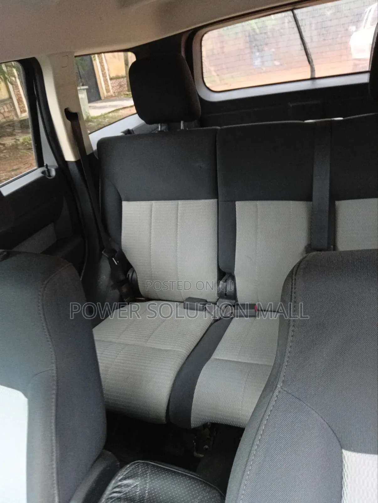 Dodge Nitro 2012 Silver