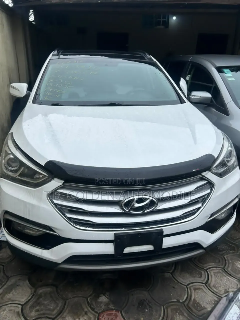 Hyundai Santa Fe 2017 White