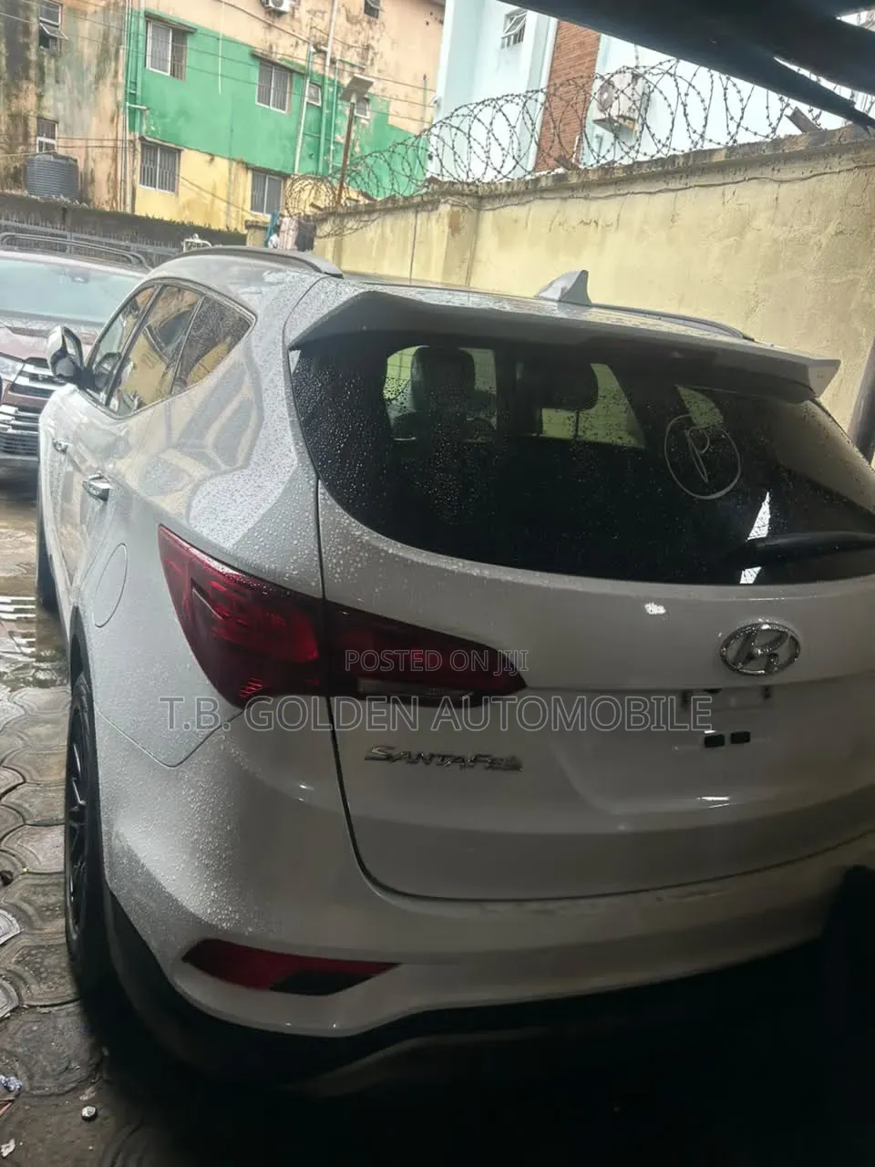 Hyundai Santa Fe 2017 White