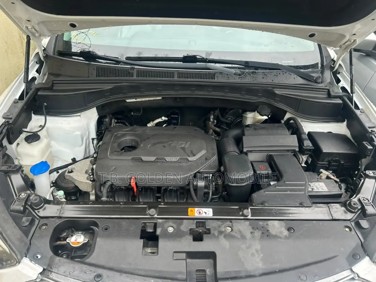 Hyundai Santa Fe 2017 White