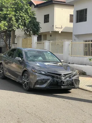 Toyota Camry 2021 Gray