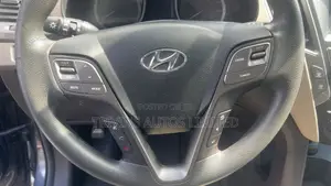 Hyundai Santa Fe 2018 Gray
