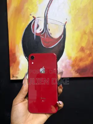 Apple iPhone XR 64 GB Red