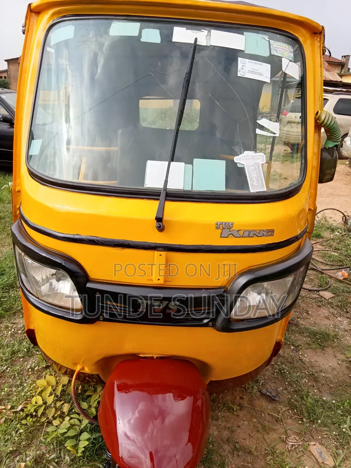 TVS King Deluxe Plus iTouch Start 2024 Yellow