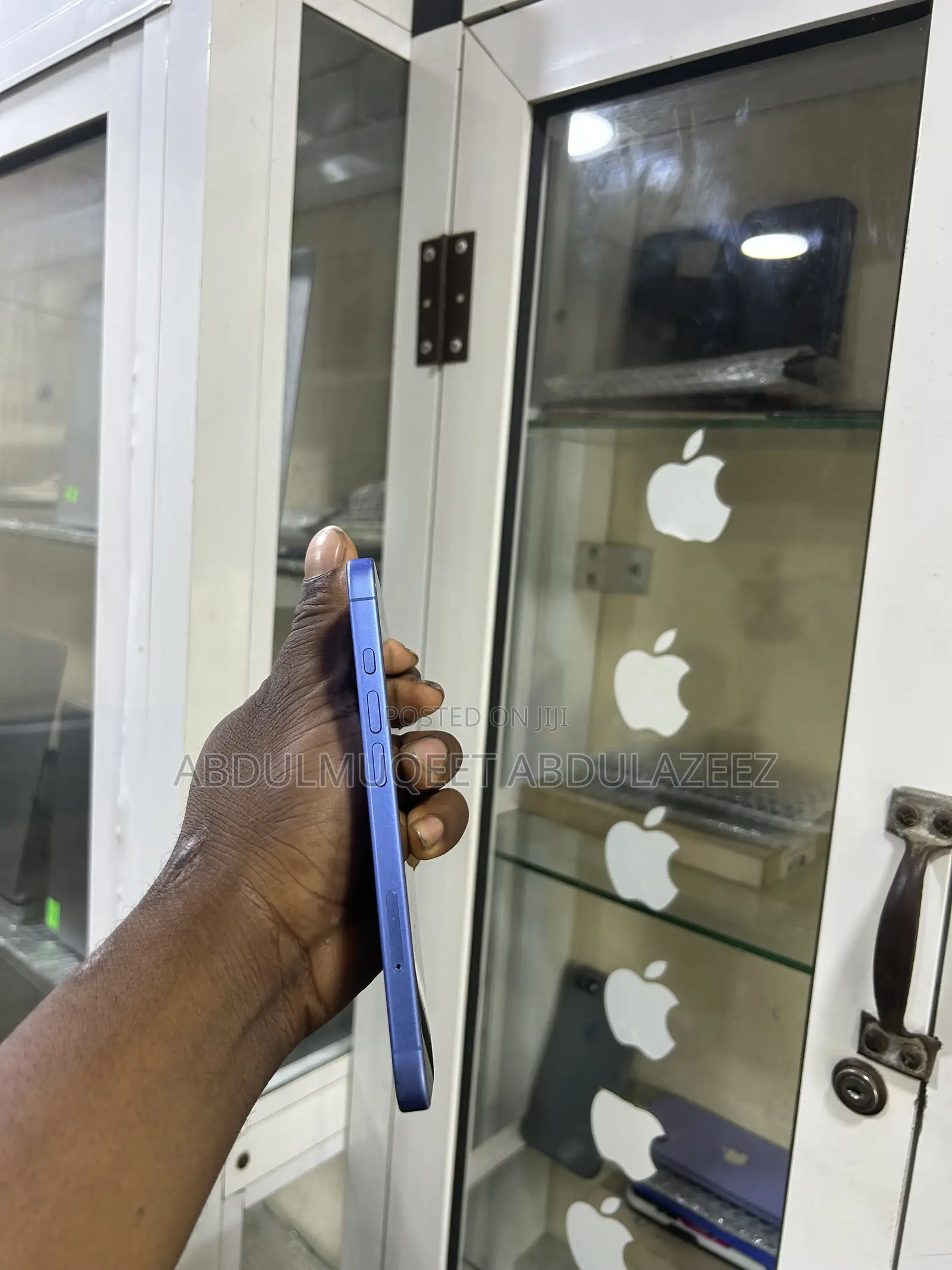 Apple iPhone 16 128 GB Blue