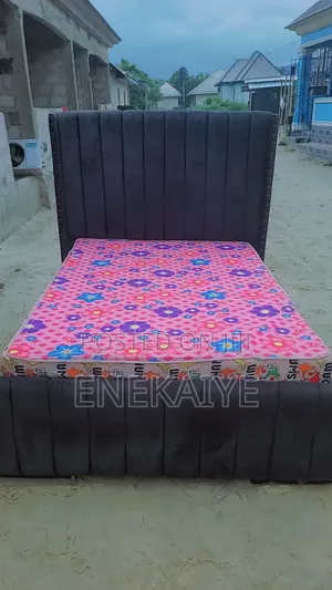 Bedframe and Foam