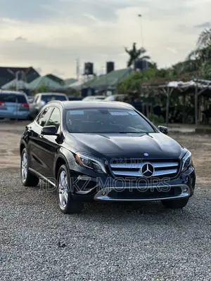Mercedes-Benz GLA 250 2016 Black