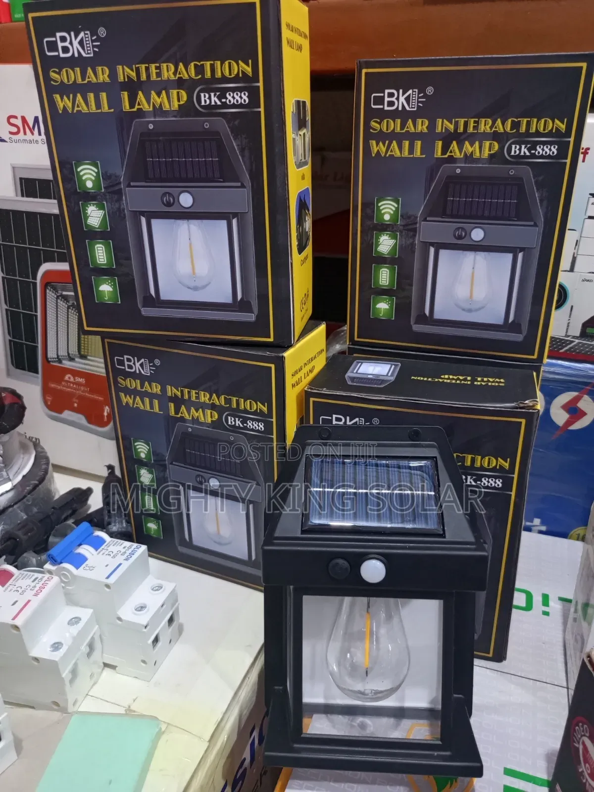 Solar Interaction Wall Lamp