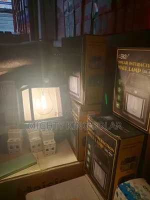 Solar Interaction Wall Lamp