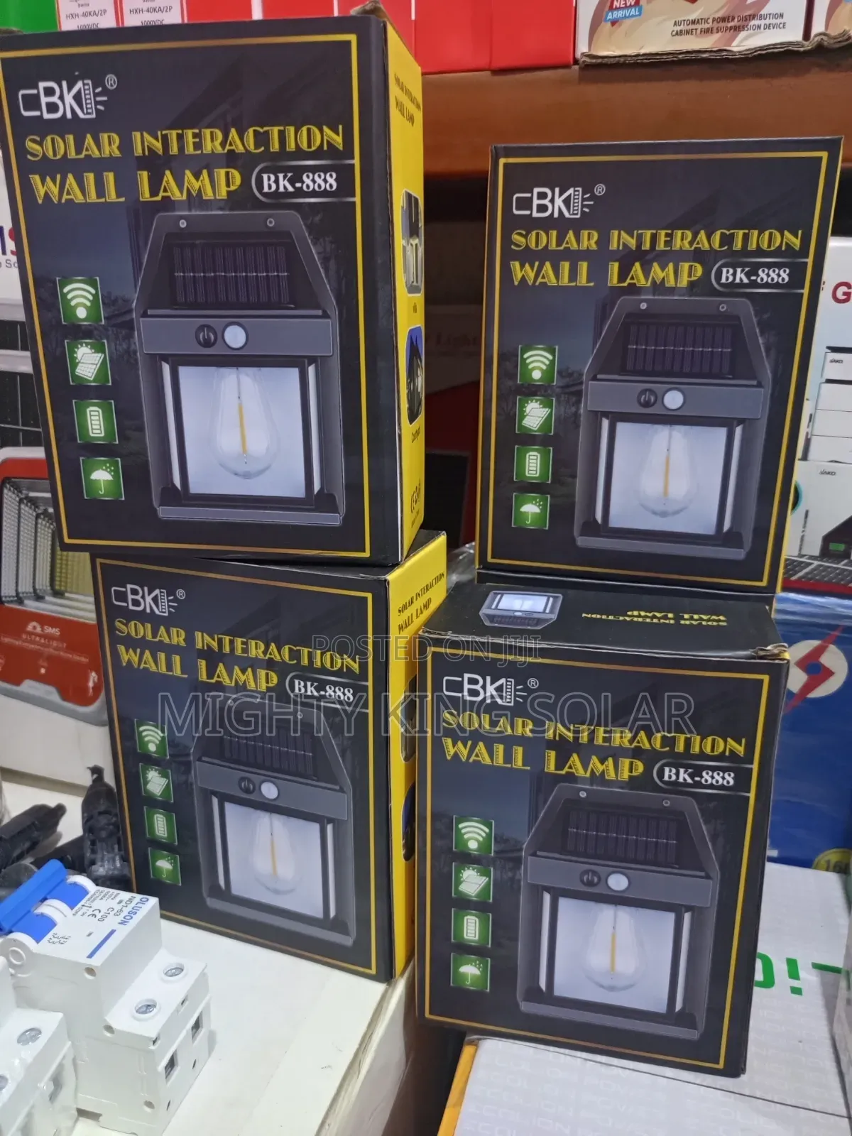 Solar Interaction Wall Lamp