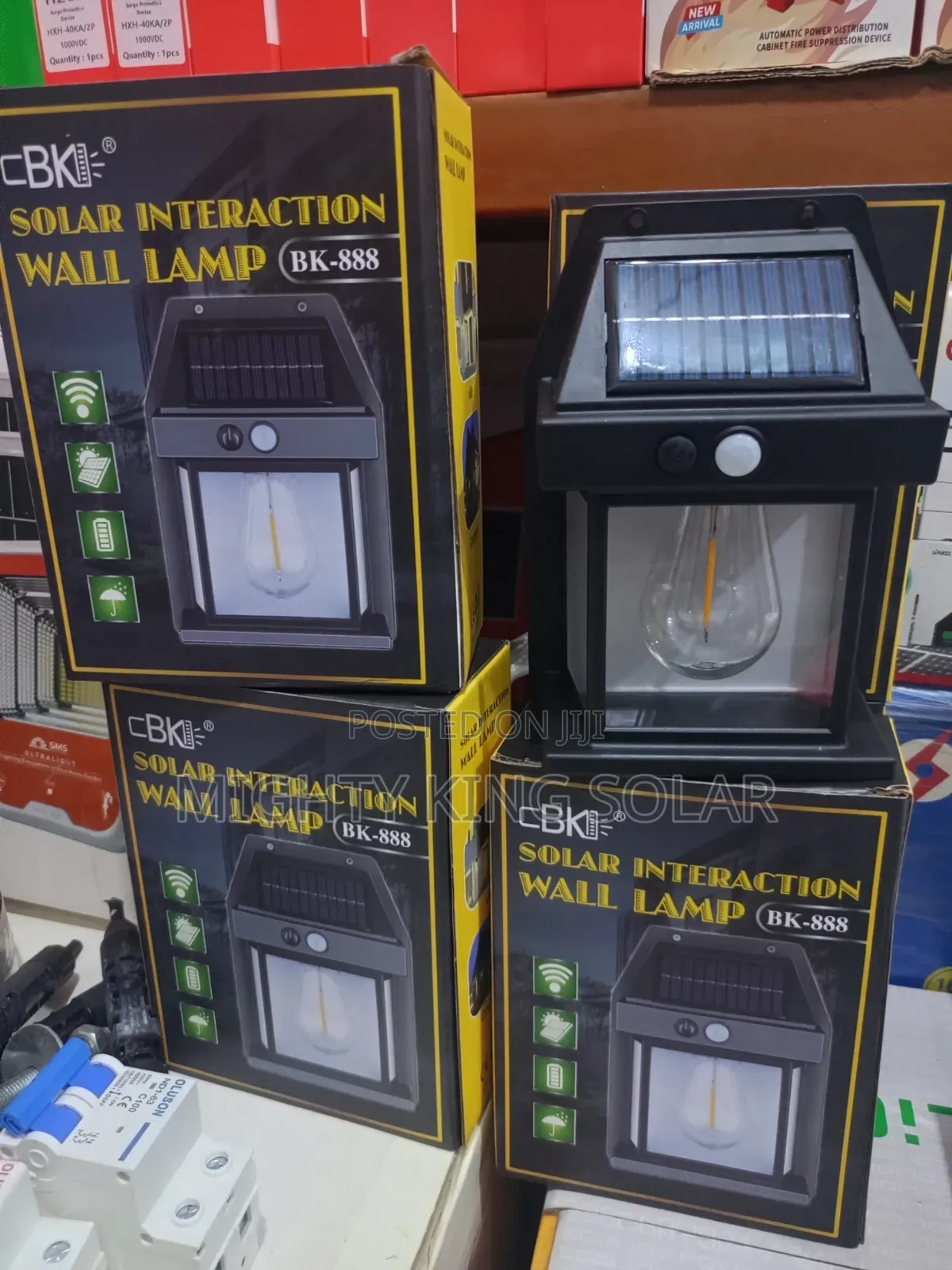 Solar Interaction Wall Lamp