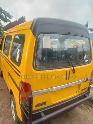 Suzuki Every 2010 Yellow