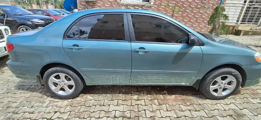 Toyota Corolla 2005 Green