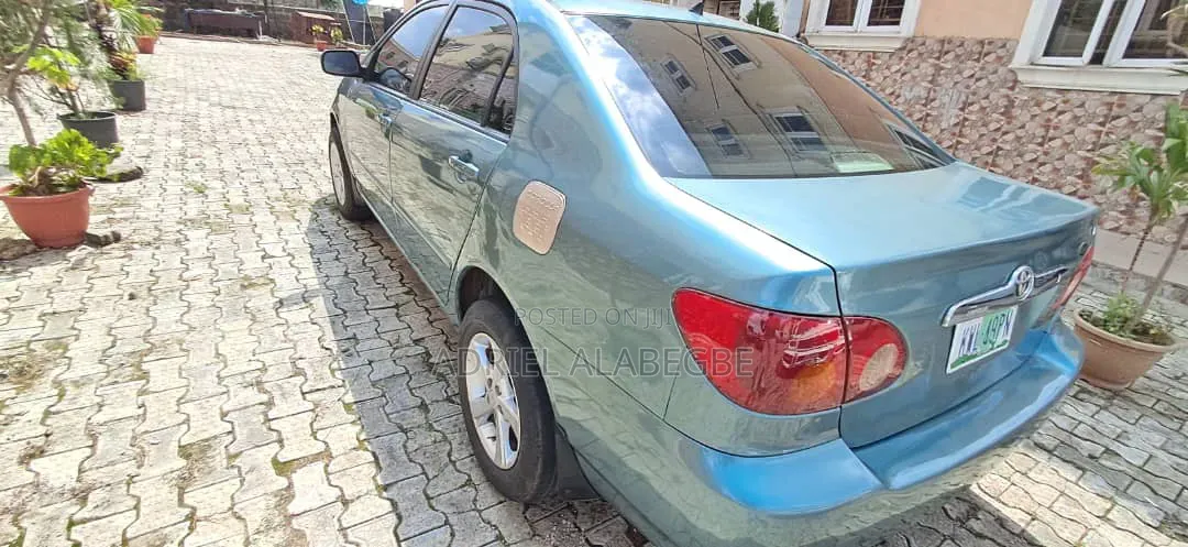 Toyota Corolla 2005 Green