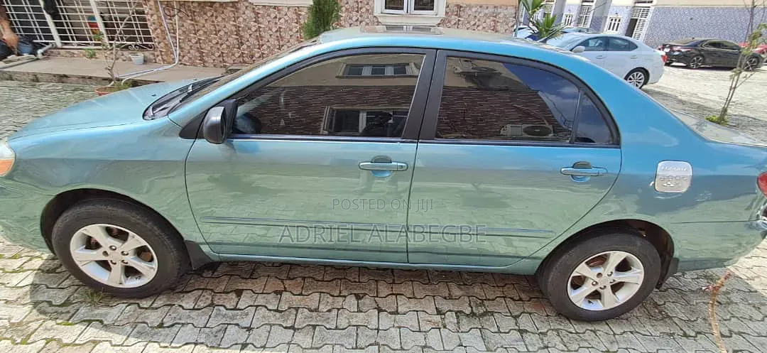 Toyota Corolla 2005 Green