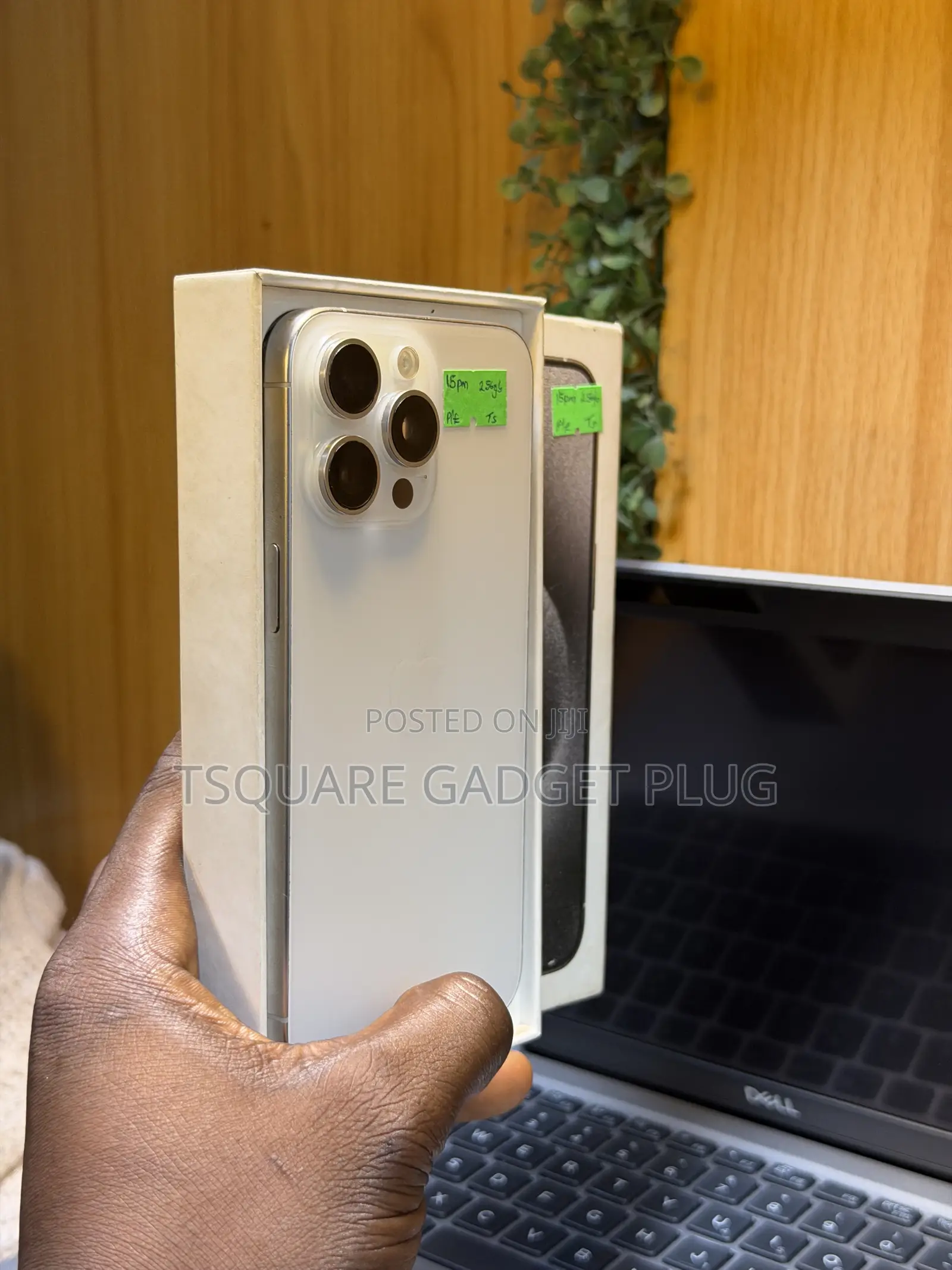 Apple iPhone 15 Pro Max 256 GB White