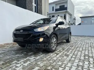 Hyundai Tucson GLS AWD 2012 Black
