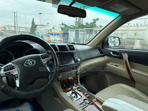 Toyota Highlander 2012 White