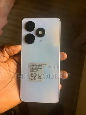 Tecno Spark Go 64 GB Silver