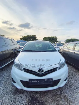 Toyota Yaris 2013 White