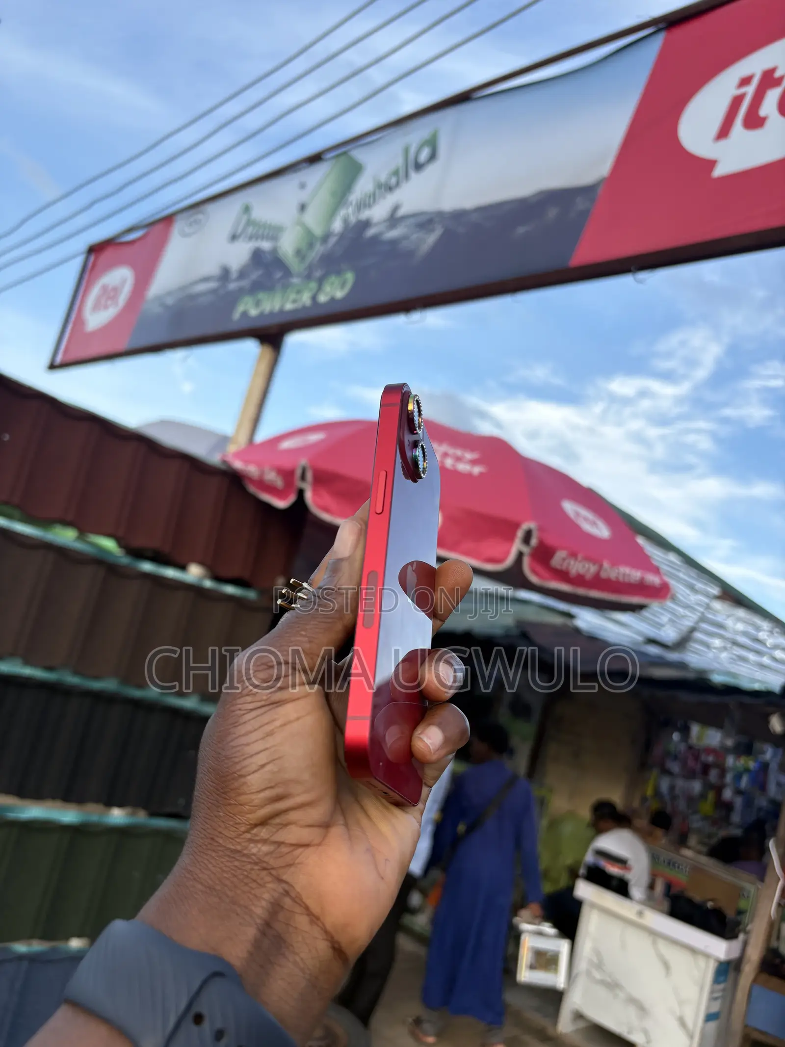 Apple iPhone 13 128 GB Red