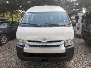 Toyota HiAce 2013 White