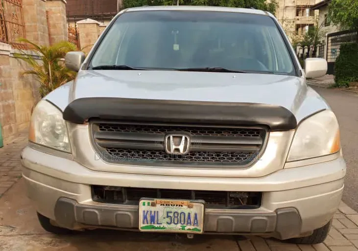 Honda Pilot 2004 Silver
