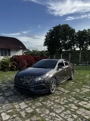 Hyundai Sonata Sport 2.0T 4dr Sedan (2.0L 4cyl Turbo 6A) 2015 Brown
