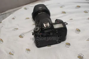 Nikon D7200