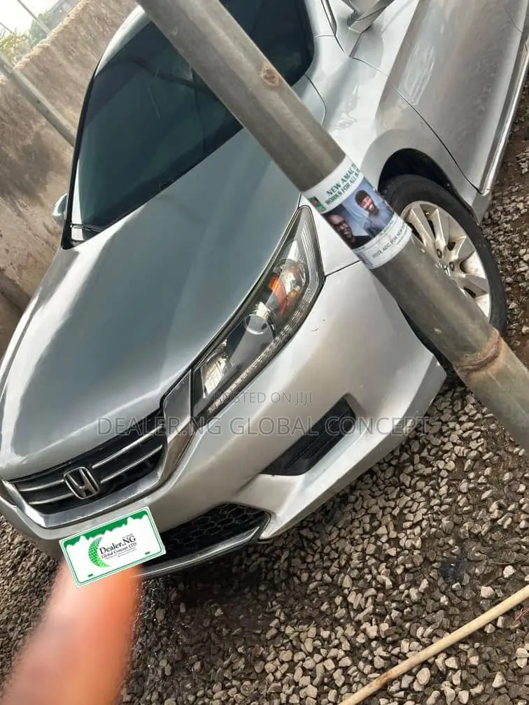 Honda Accord 2013 Silver