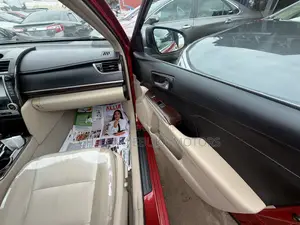 Toyota Camry XLE V6 4dr Sedan (3.5L 6cyl 6A) 2013 Red