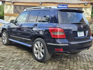 Mercedes-Benz GLK-Class 2010 Blue