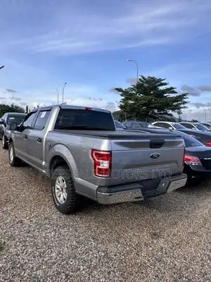 Ford F-150 XL 4x4 SuperCrew Cab Styleside 5.5 ft. box 145 in. WB 2020 Silver