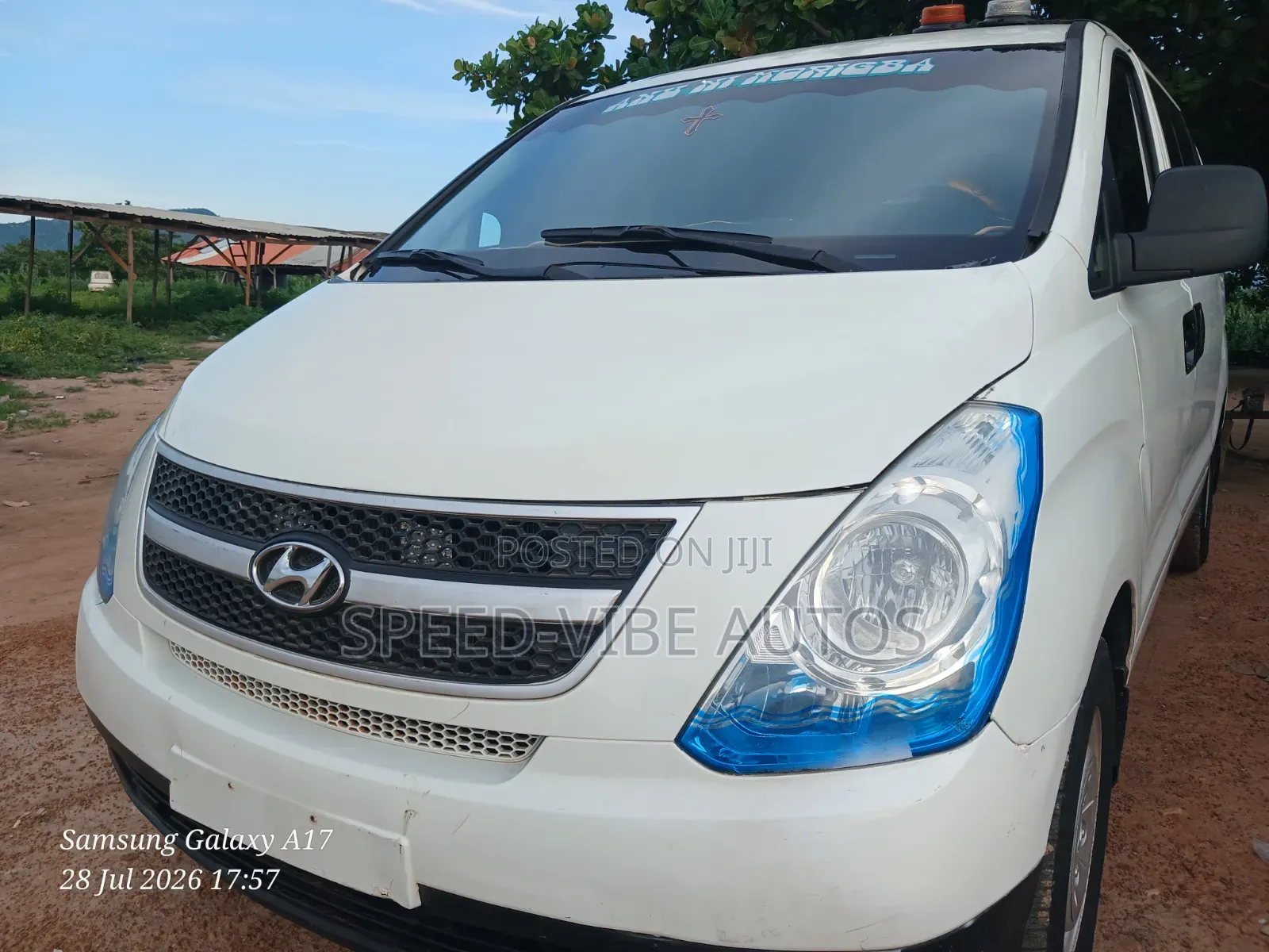 Hyundai H1 2009 White