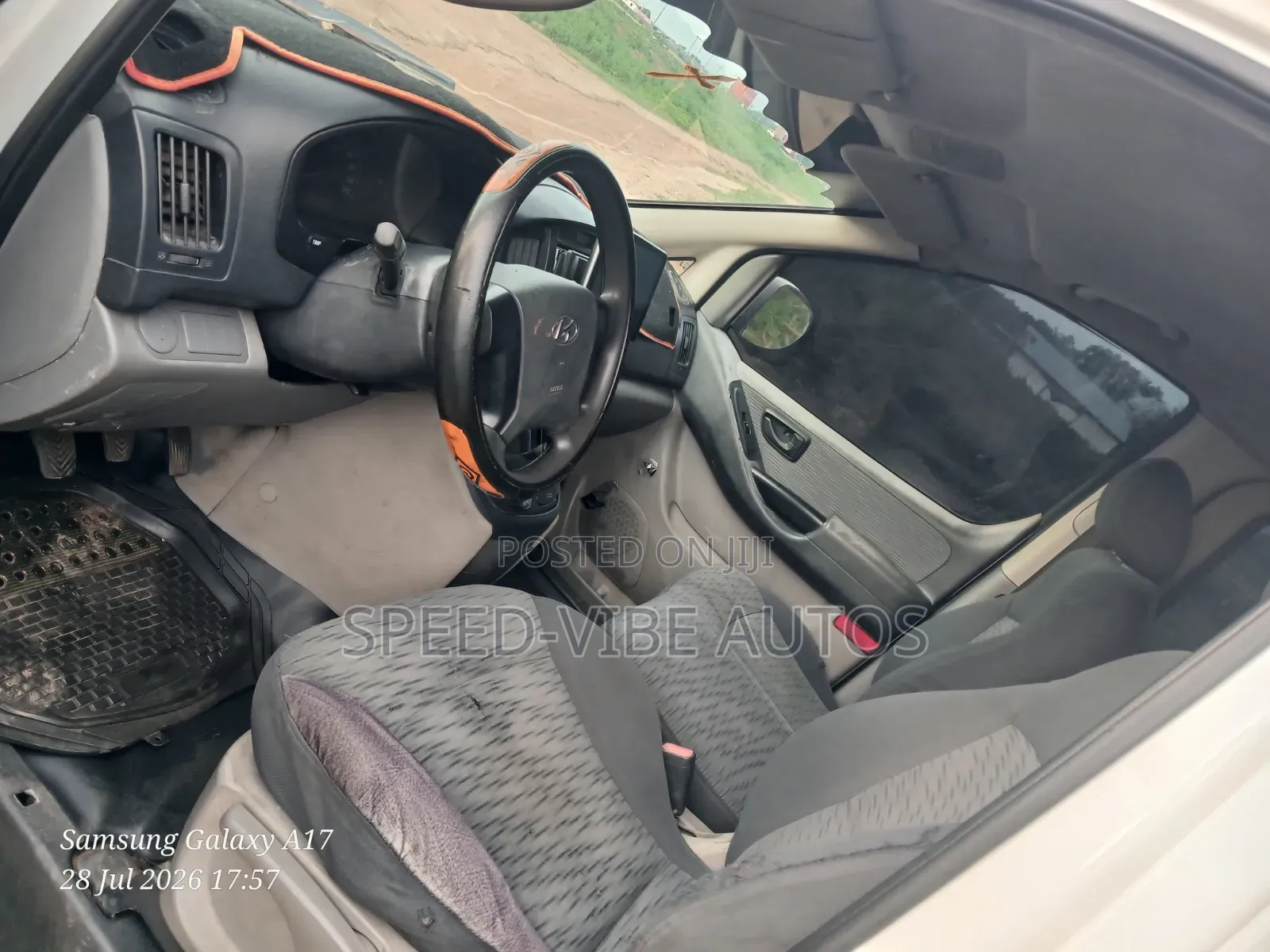 Hyundai H1 2009 White