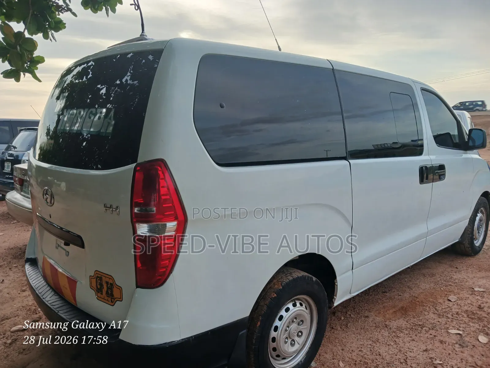 Hyundai H1 2009 White