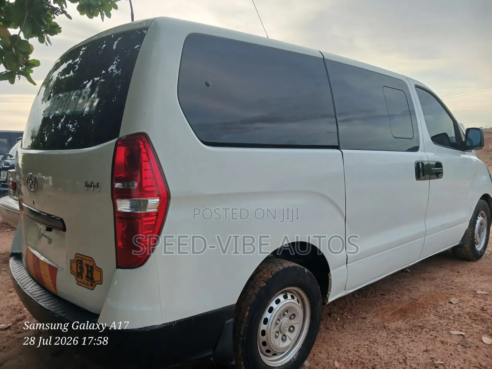 Hyundai H1 2009 White